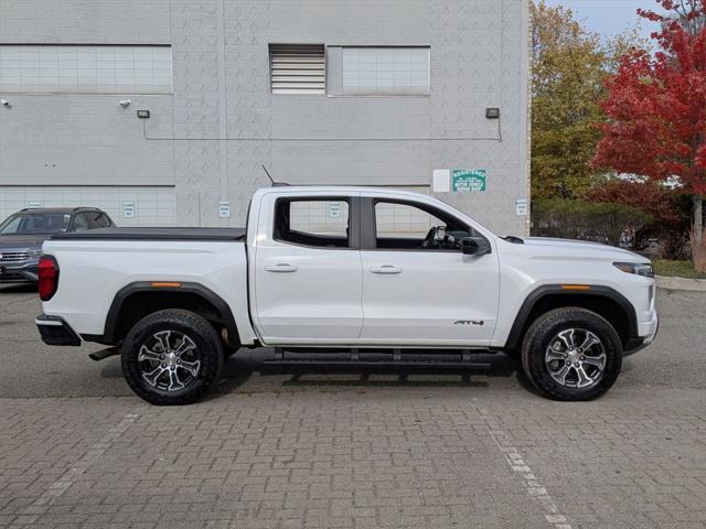 2023 GMC Canyon 4WD Crew Cab Short Box AT4