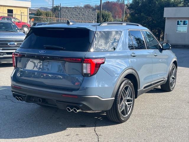 2025 Ford Explorer ST 2025 Ford Explorer ST