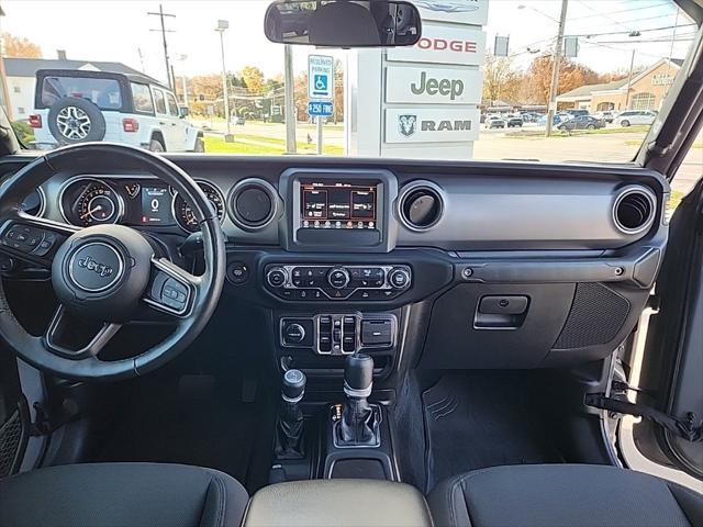 2022 Jeep Gladiator Willys 4x4 2022 Jeep Gladiator Willys 4x4