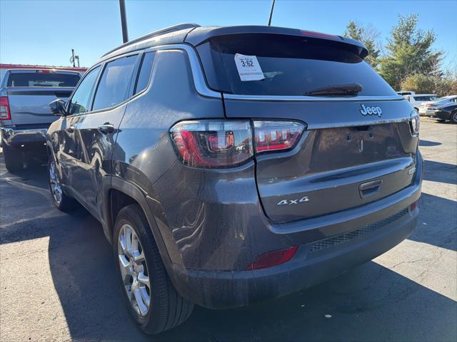 2022 Jeep Compass Latitude Lux 4x4 2022 Jeep Compass Latitude Lux 4x4