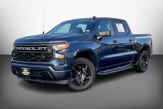 2022 Chevrolet Silverado 1500 4WD Crew Cab Short Bed Custom 2022 Chevrolet Silverado 1500 4WD Crew Cab Short Bed Custom