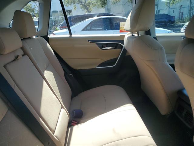 2022 Toyota RAV4 XLE 2022 Toyota RAV4 XLE