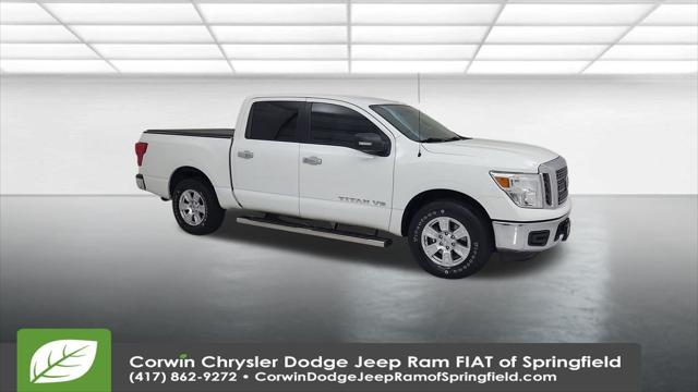 2018 Nissan TITAN SV