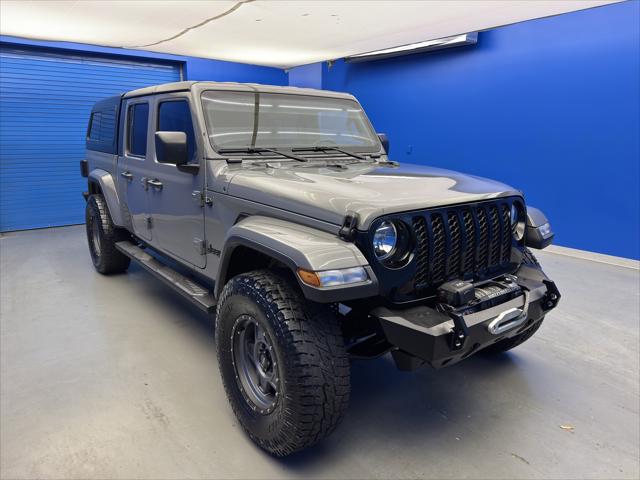 2022 Jeep Gladiator Willys 4x4 2022 Jeep Gladiator Willys 4x4