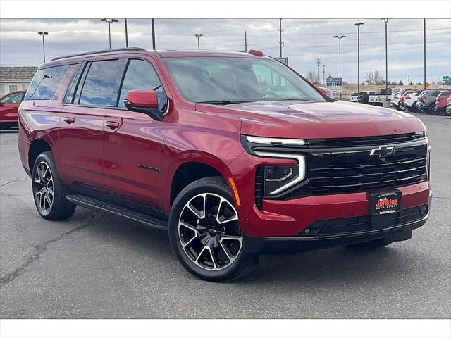 2025 Chevrolet Suburban 4WD RST