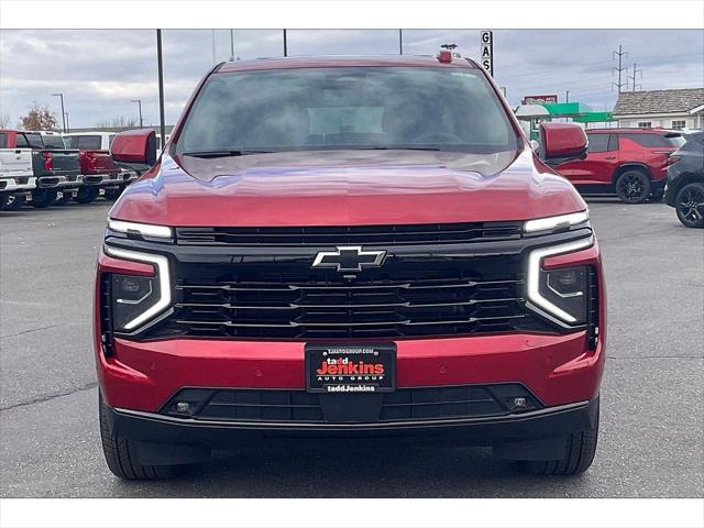 2025 Chevrolet Suburban 4WD RST