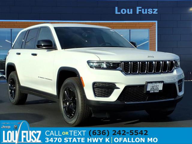 2025 Jeep Grand Cherokee GRAND CHEROKEE LAREDO X 4X4 2025 Jeep Grand Cherokee GRAND CHEROKEE LAREDO X 4X4