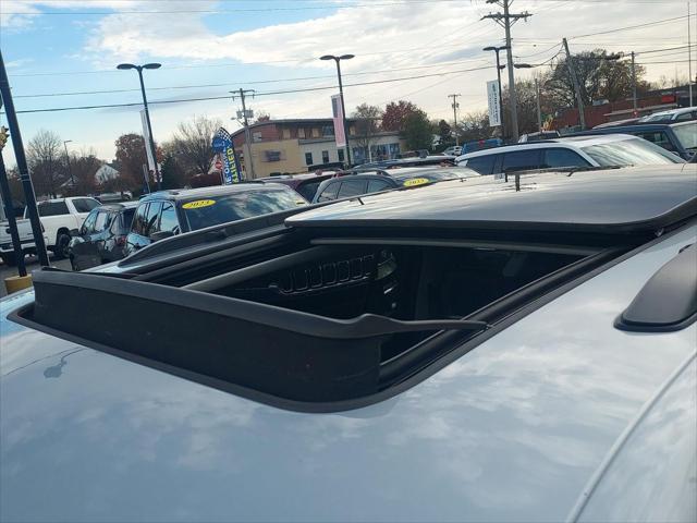 2023 Jeep Grand Cherokee L Limited 4x4 2023 Jeep Grand Cherokee L Limited 4x4