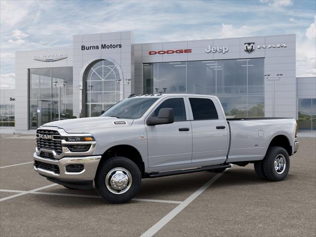 2026 RAM Ram 3500 RAM 3500 TRADESMAN CREW CAB 4X4 8 BOX
