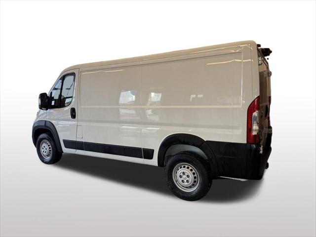 2026 RAM ProMaster 2500 RAM PROMASTER 2500 TRADESMAN CARGO VAN LOW ROOF 136 WB