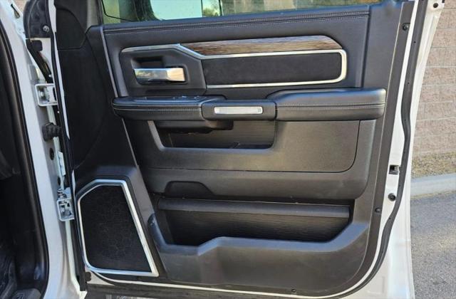 2019 Ram 3500 Laramie Crew Cab 4x4 6'4" Box