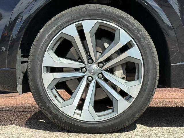 2019 Audi Q8 55 Premium