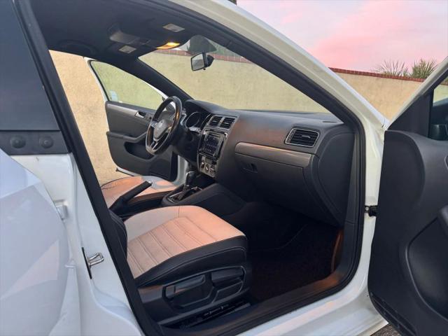 2016 Volkswagen Jetta 1.8T Sport