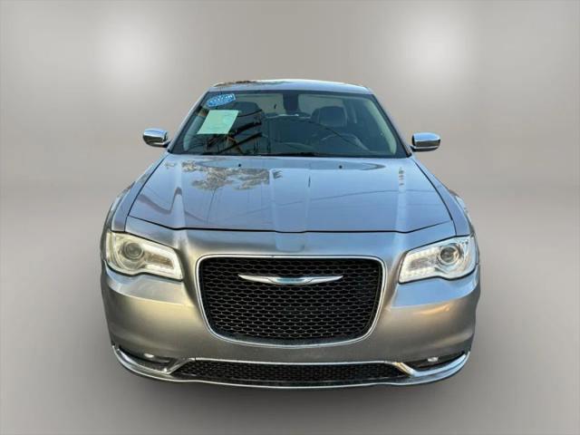 2017 Chrysler 300 300C