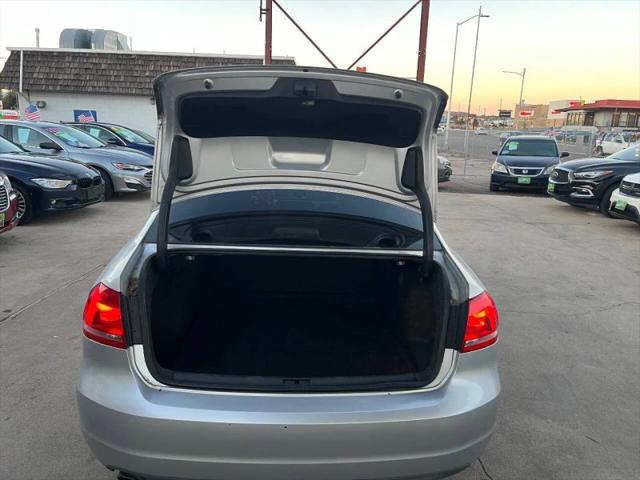 2013 Volkswagen Passat 2.5L SE