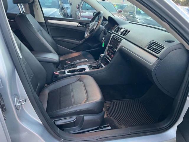 2013 Volkswagen Passat 2.5L SE