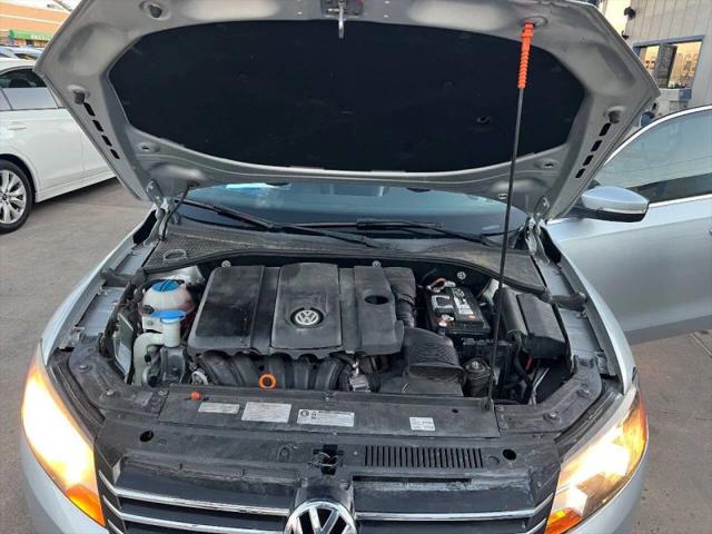 2013 Volkswagen Passat 2.5L SE