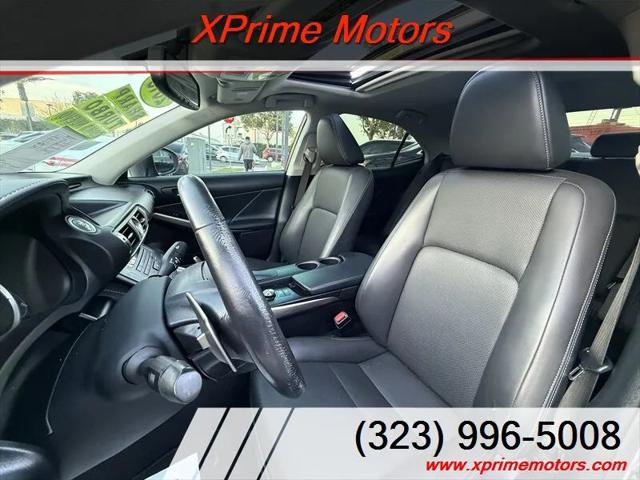 2016 Lexus IS 200t 200t