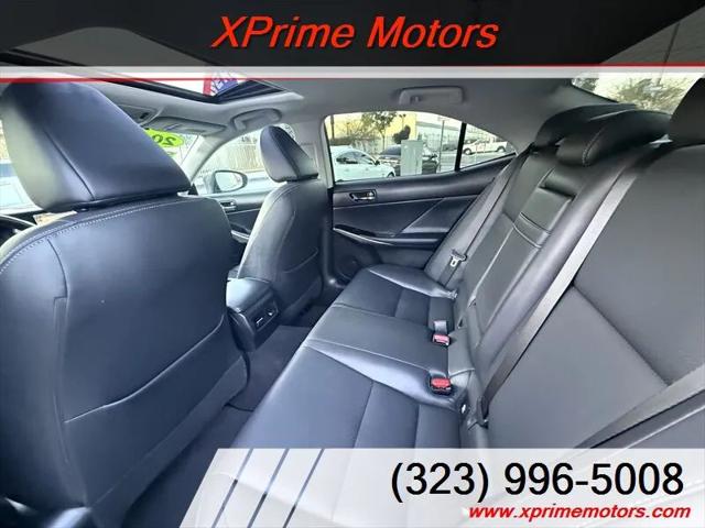 2016 Lexus IS 200t 200t