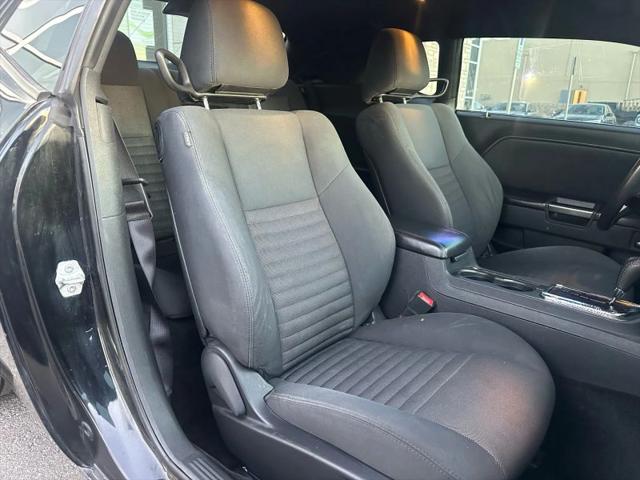 2013 Dodge Challenger SXT