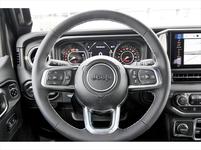 2025 Jeep Wrangler 4-Door Sahara 4x4