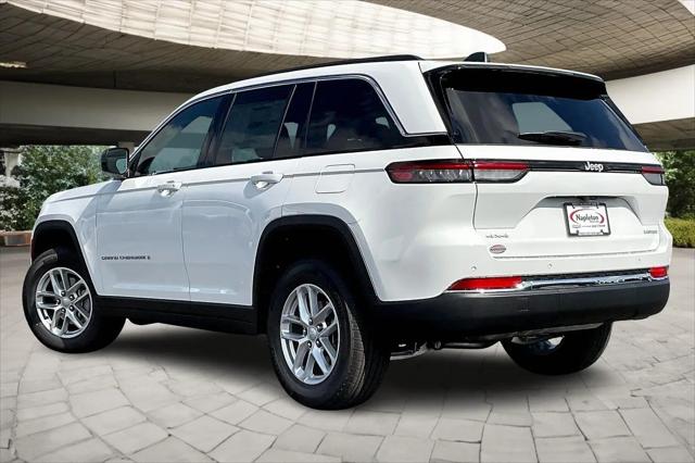 2025 Jeep Grand Cherokee Laredo X 4x4