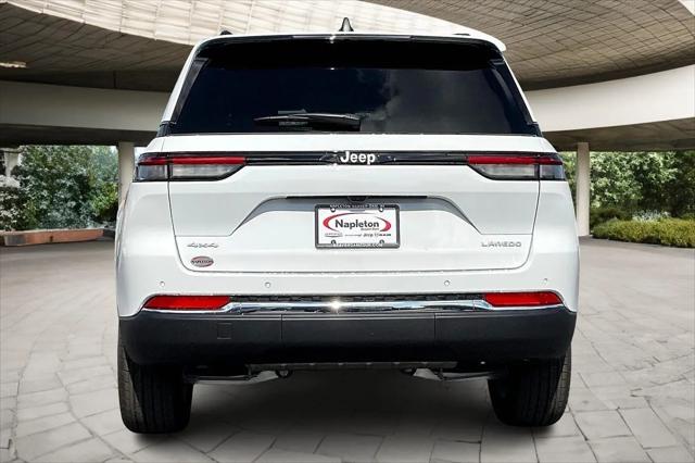 2025 Jeep Grand Cherokee Laredo X 4x4