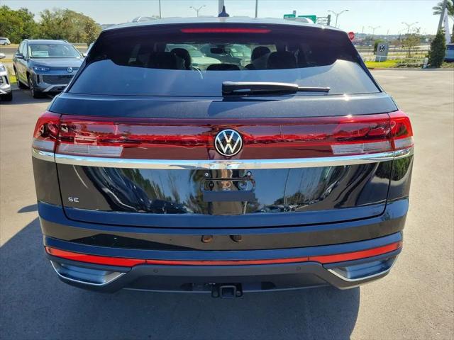 2026 Volkswagen Atlas Cross Sport SE with Technology