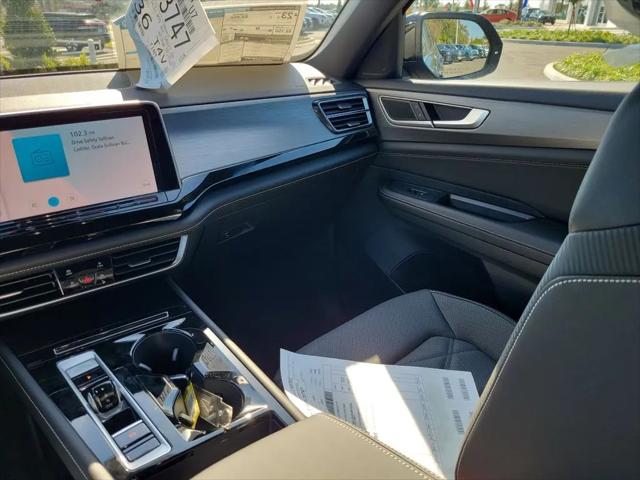 2026 Volkswagen Atlas Cross Sport SE with Technology