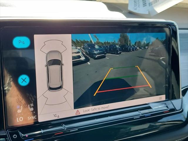 2026 Volkswagen Atlas Cross Sport SE with Technology