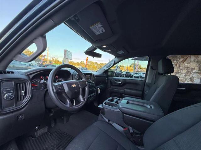 2021 Chevrolet Silverado 1500 2WD Crew Cab Short Bed Custom