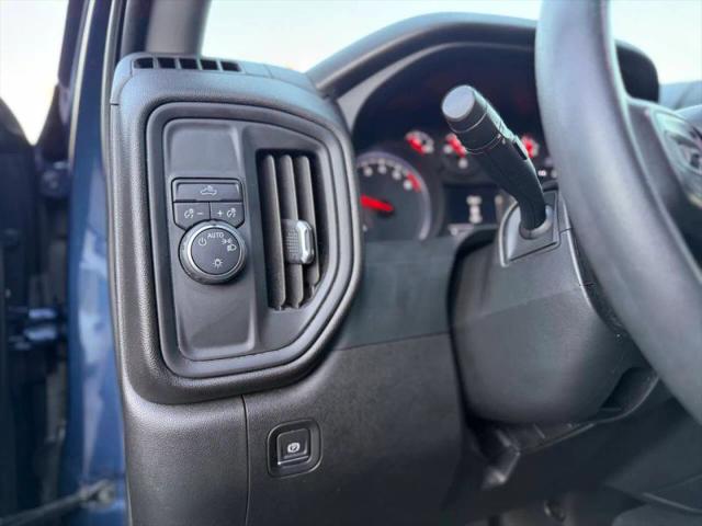 2021 Chevrolet Silverado 1500 2WD Crew Cab Short Bed Custom