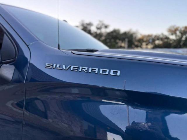 2021 Chevrolet Silverado 1500 2WD Crew Cab Short Bed Custom