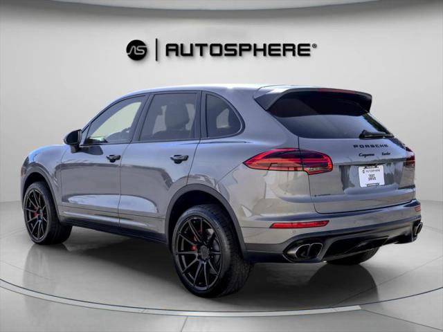 2016 Porsche Cayenne Turbo
