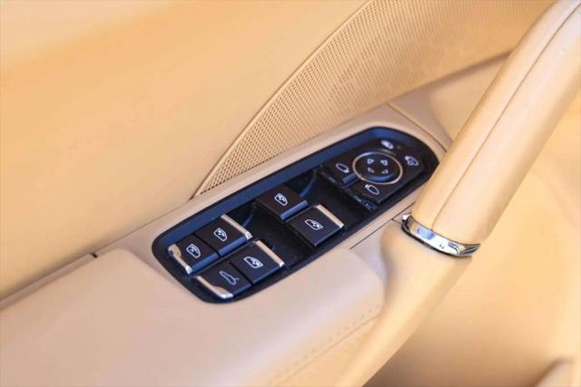 2016 Porsche Cayenne Turbo