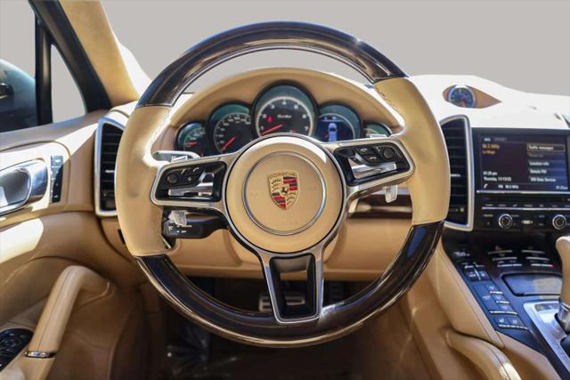 2016 Porsche Cayenne Turbo
