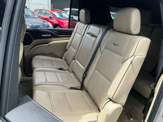 2022 Cadillac Escalade ESV 2WD Premium Luxury