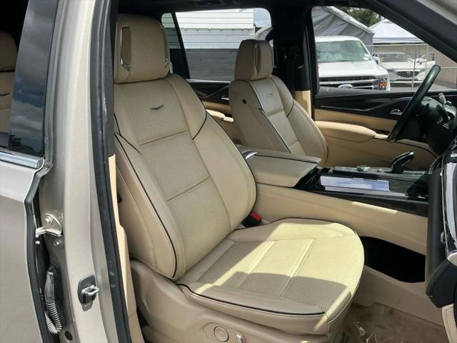 2022 Cadillac Escalade ESV 2WD Premium Luxury