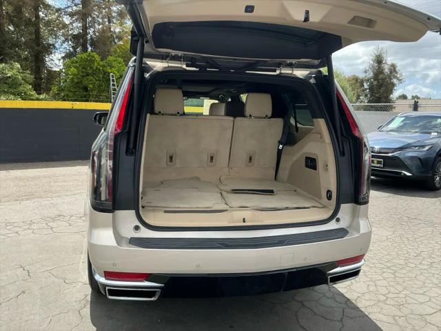 2022 Cadillac Escalade ESV 2WD Premium Luxury