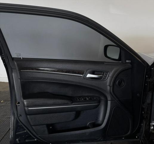 2016 Chrysler 300 AWD
