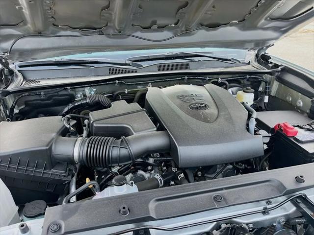 2022 Toyota Tacoma SR5 V6