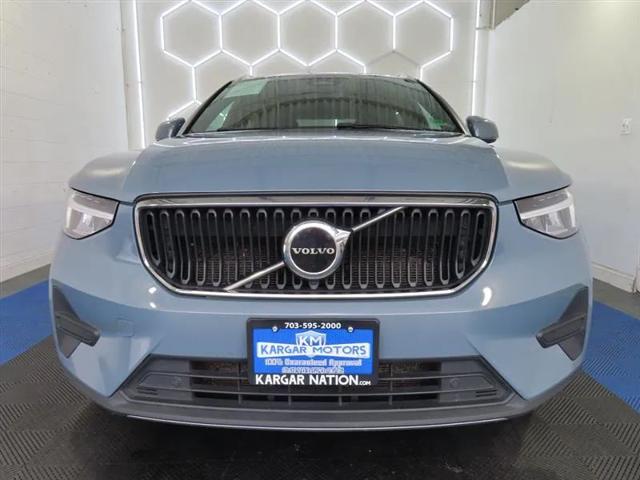 2023 Volvo XC40 B5 Core