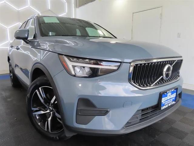 2023 Volvo XC40 B5 Core