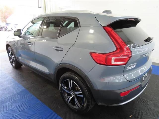 2023 Volvo XC40 B5 Core