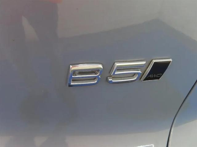 2023 Volvo XC40 B5 Core