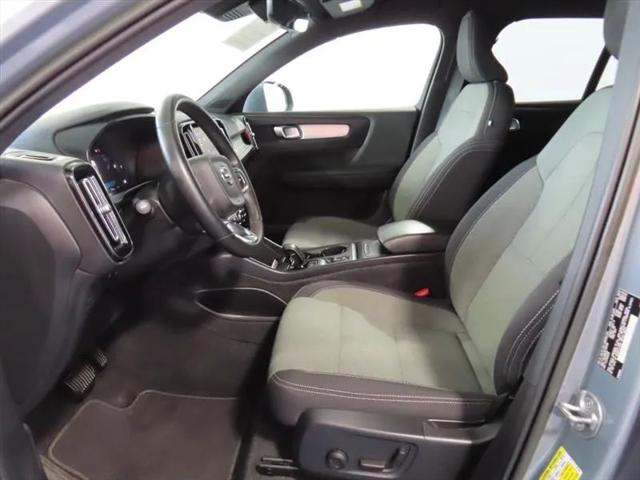 2023 Volvo XC40 B5 Core