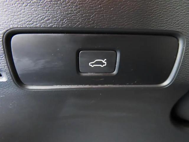 2023 Volvo XC40 B5 Core