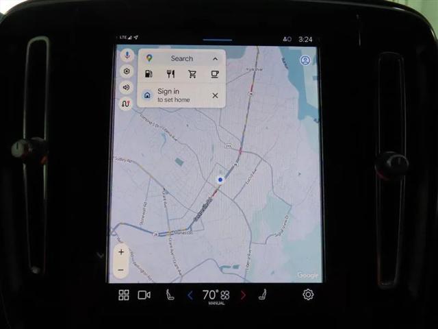 2023 Volvo XC40 B5 Core