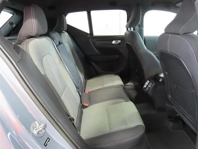 2023 Volvo XC40 B5 Core