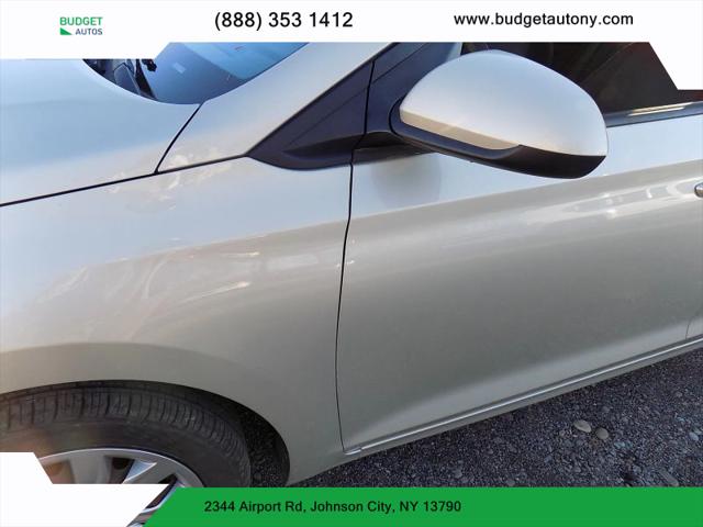 2019 Hyundai Accent SE